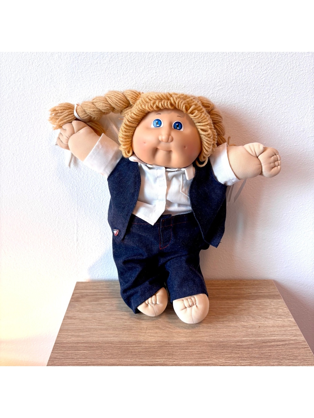 Vintage 1980s Cabbage Patch Kid Coleco Blonde Blue Denim Xavier Roberts Signed